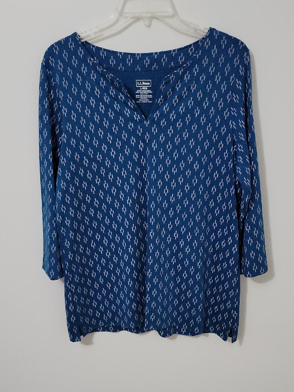 L.L. Bean Blue Patterned Cotton Split-Neck Top, Size Large